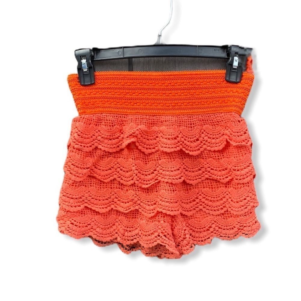 M U.S.A. Tiered Shorts‎